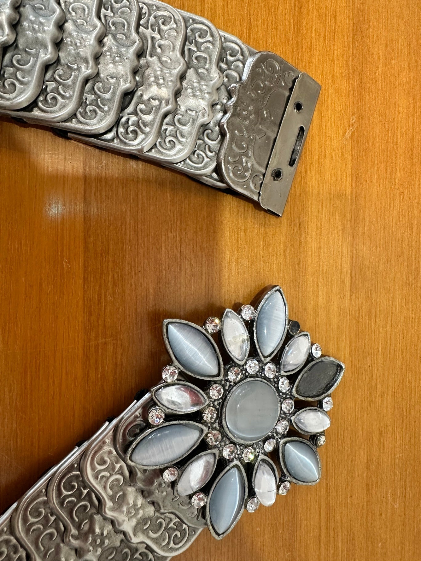 [SALE] Vintage Y2K Belt Small / Medium Silver/Gray