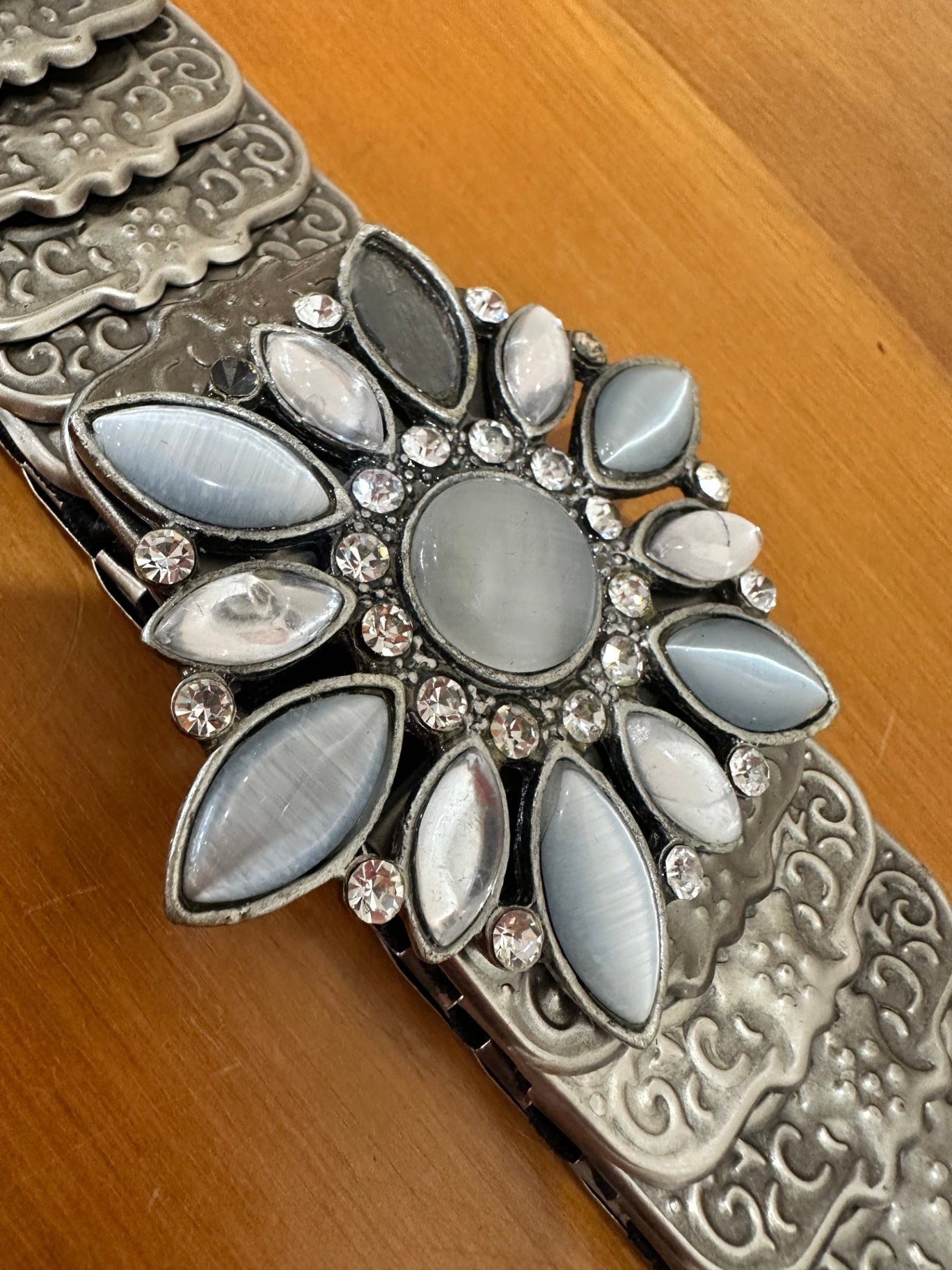 [SALE] Vintage Y2K Belt Small / Medium Silver/Gray