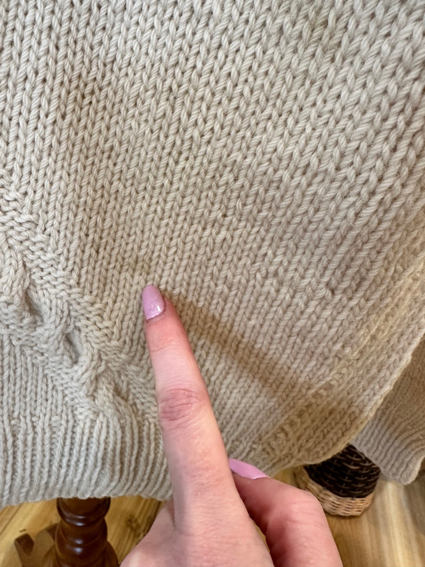 [SALE] Vintage Jumper - Hand knitted - Medium / Large Beige