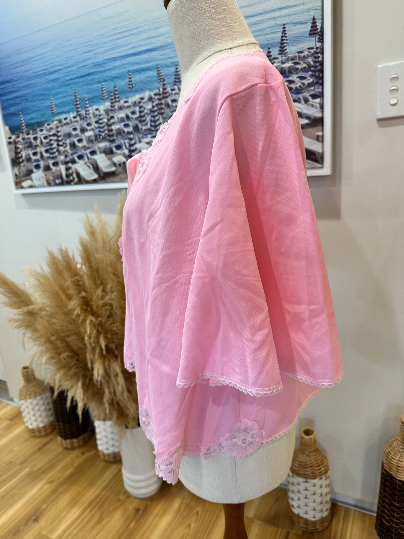 [SALE] Vintage Shrug - Pink w Lace & Ribbon