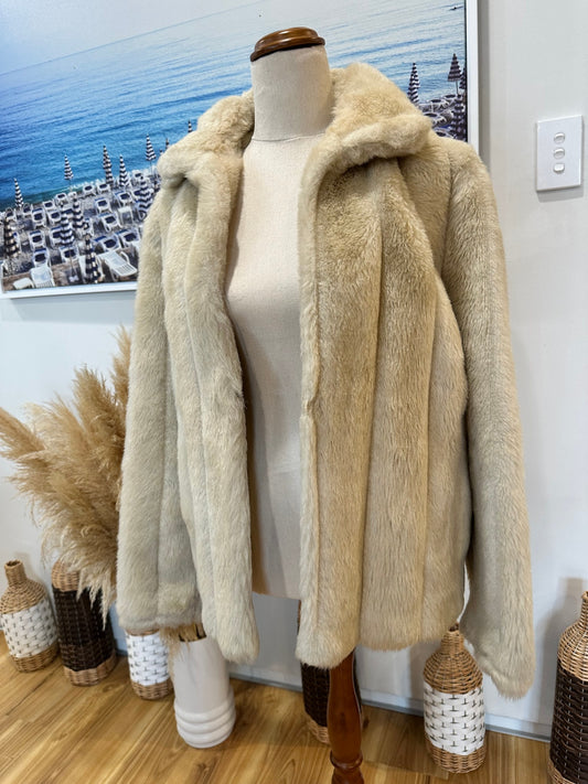 Vintage Coat - Faux Fur - Beige