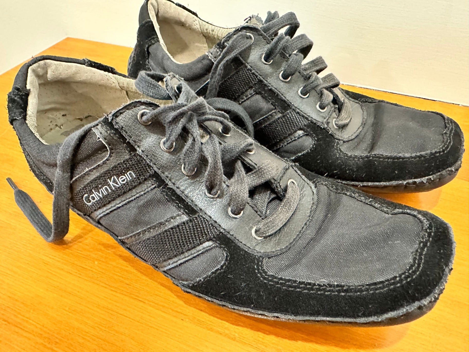 [SALE] Calvin Klein - Y2K era sneakers - Men's 8