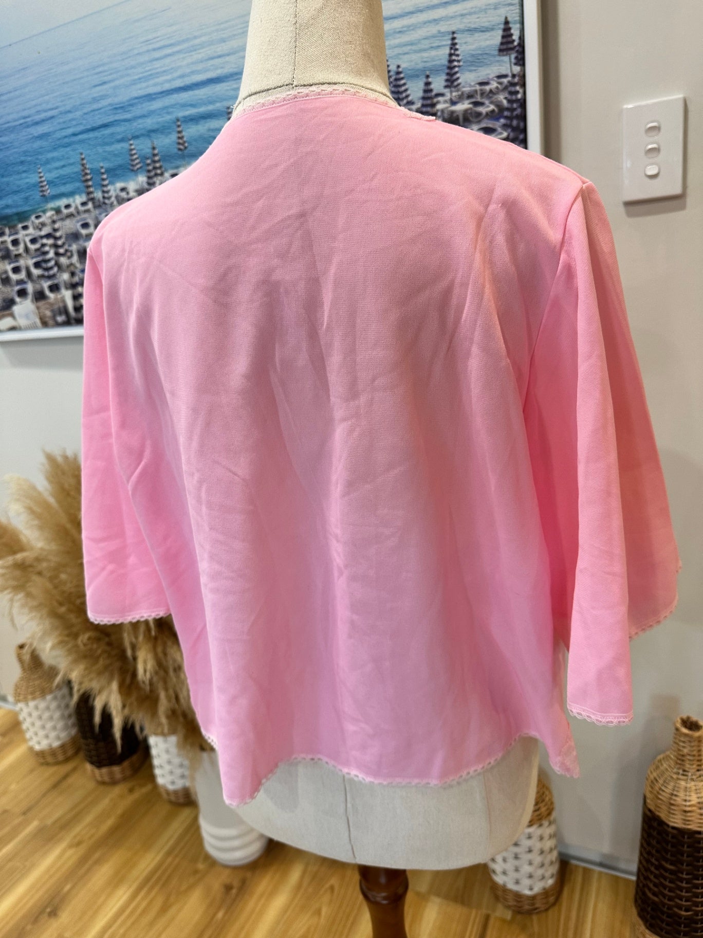 [SALE] Vintage Shrug - Pink w Lace & Ribbon
