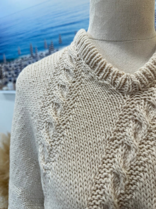 Vintage Jumper - Hand knitted - Medium / Large Beige
