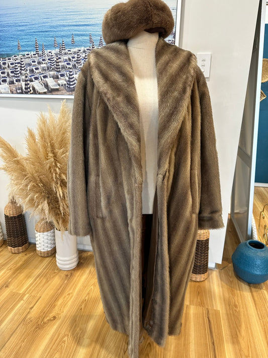 Vintage Faux Fur Coat w matching hat - Large
