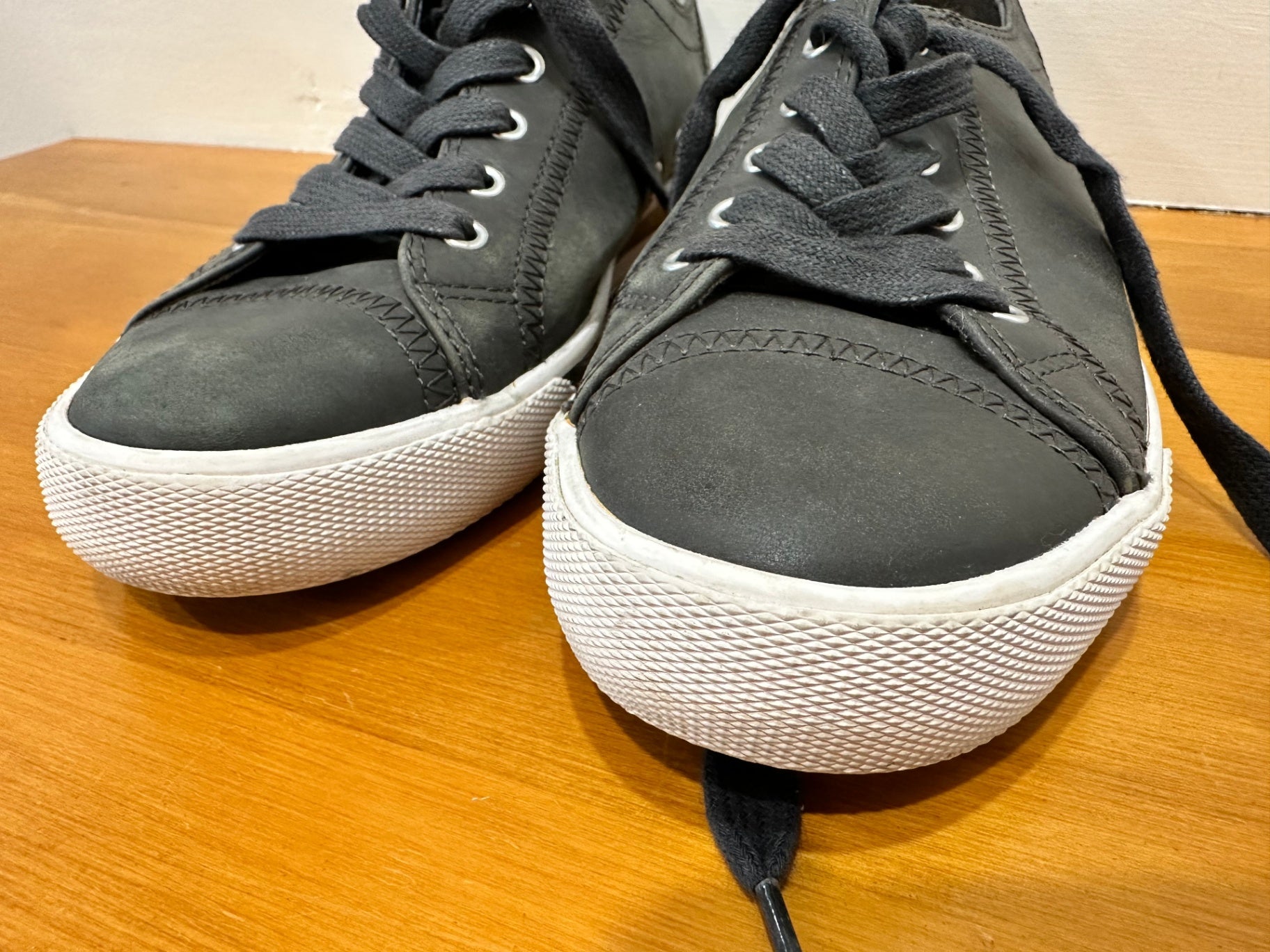 Deuce Sneakers 39 Grey