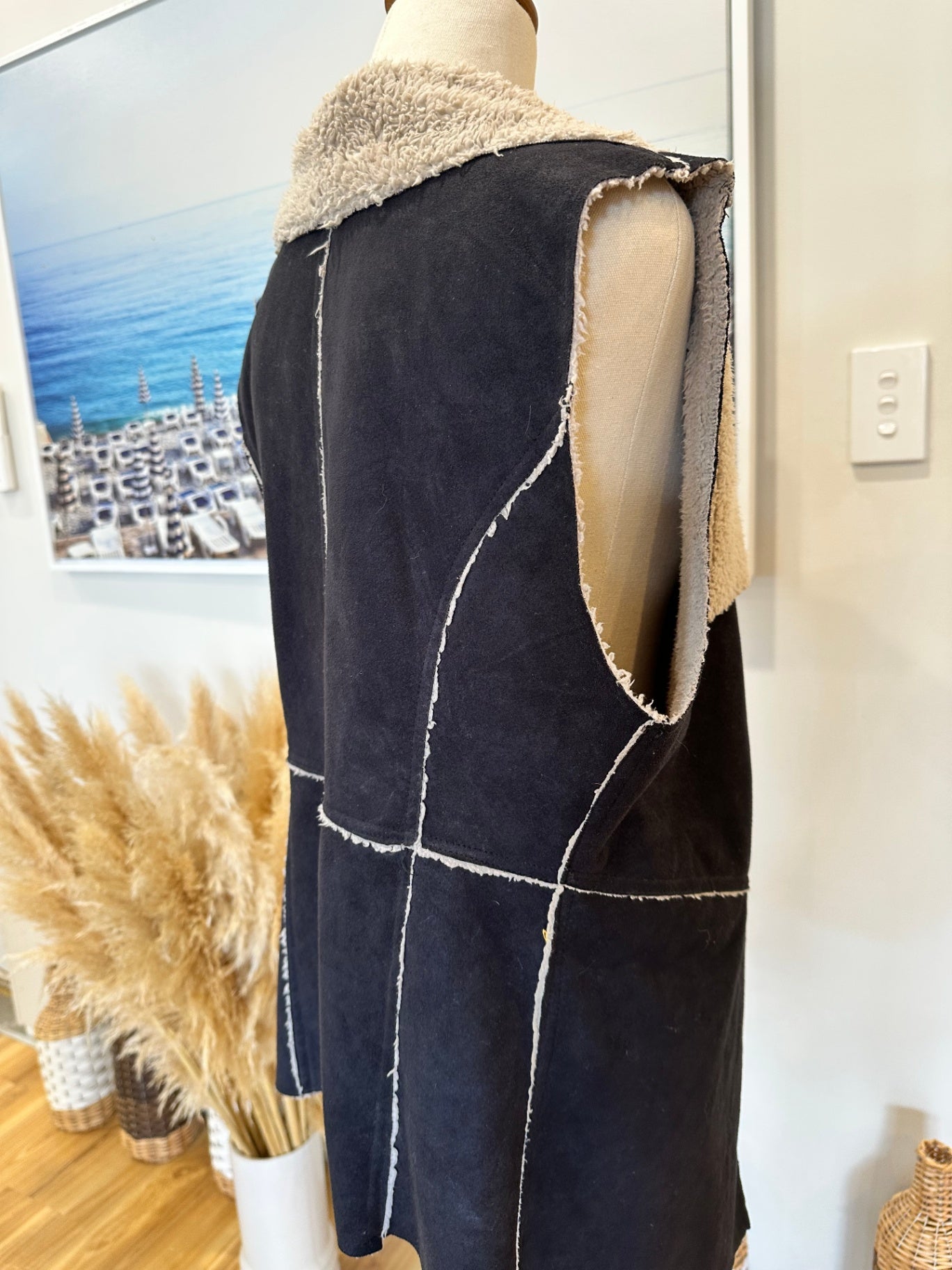 [SALE] Vest - Beige and Black