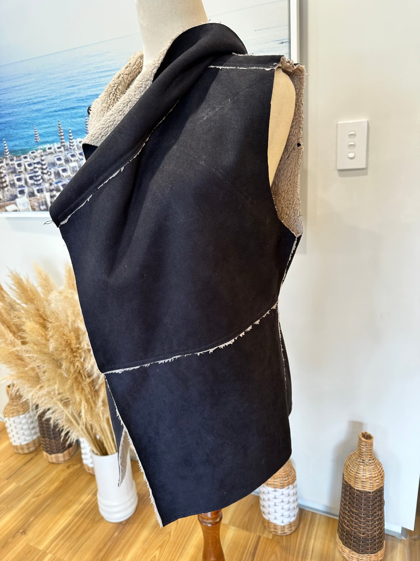 [SALE] Vest - Beige and Black