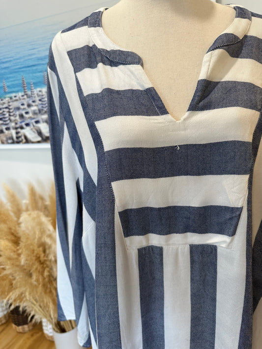 [SALE] Wild Child - Blouse - Size 22 - Blue and white