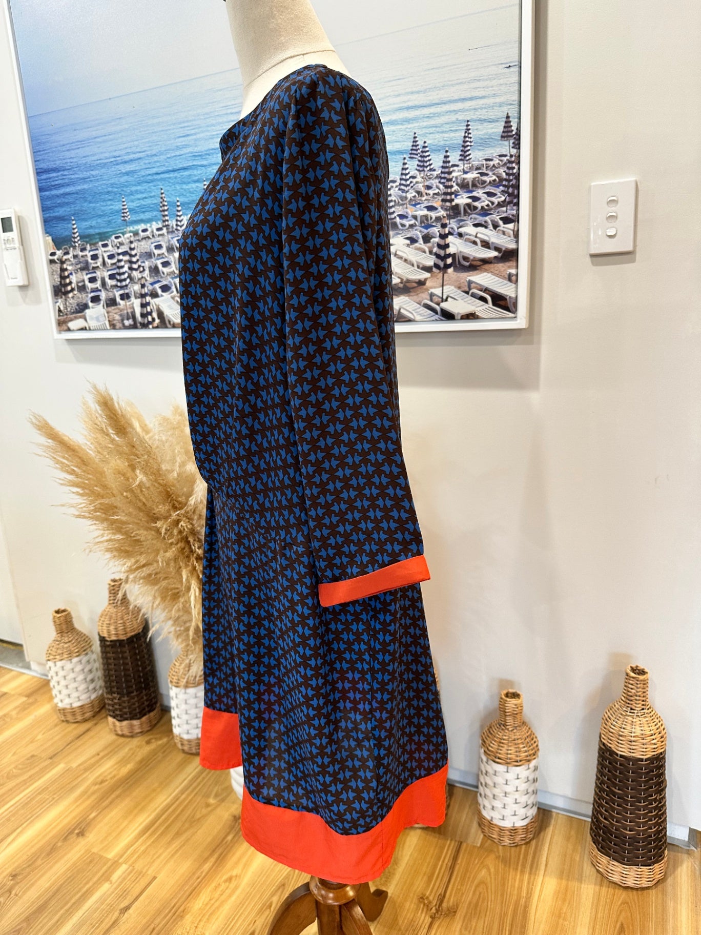 Ketz-Ke - Dress - Size 14 - Blue and brown with red accents