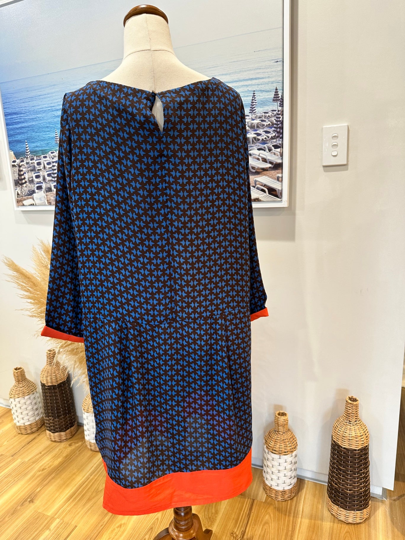 Ketz-Ke - Dress - Size 14 - Blue and brown with red accents