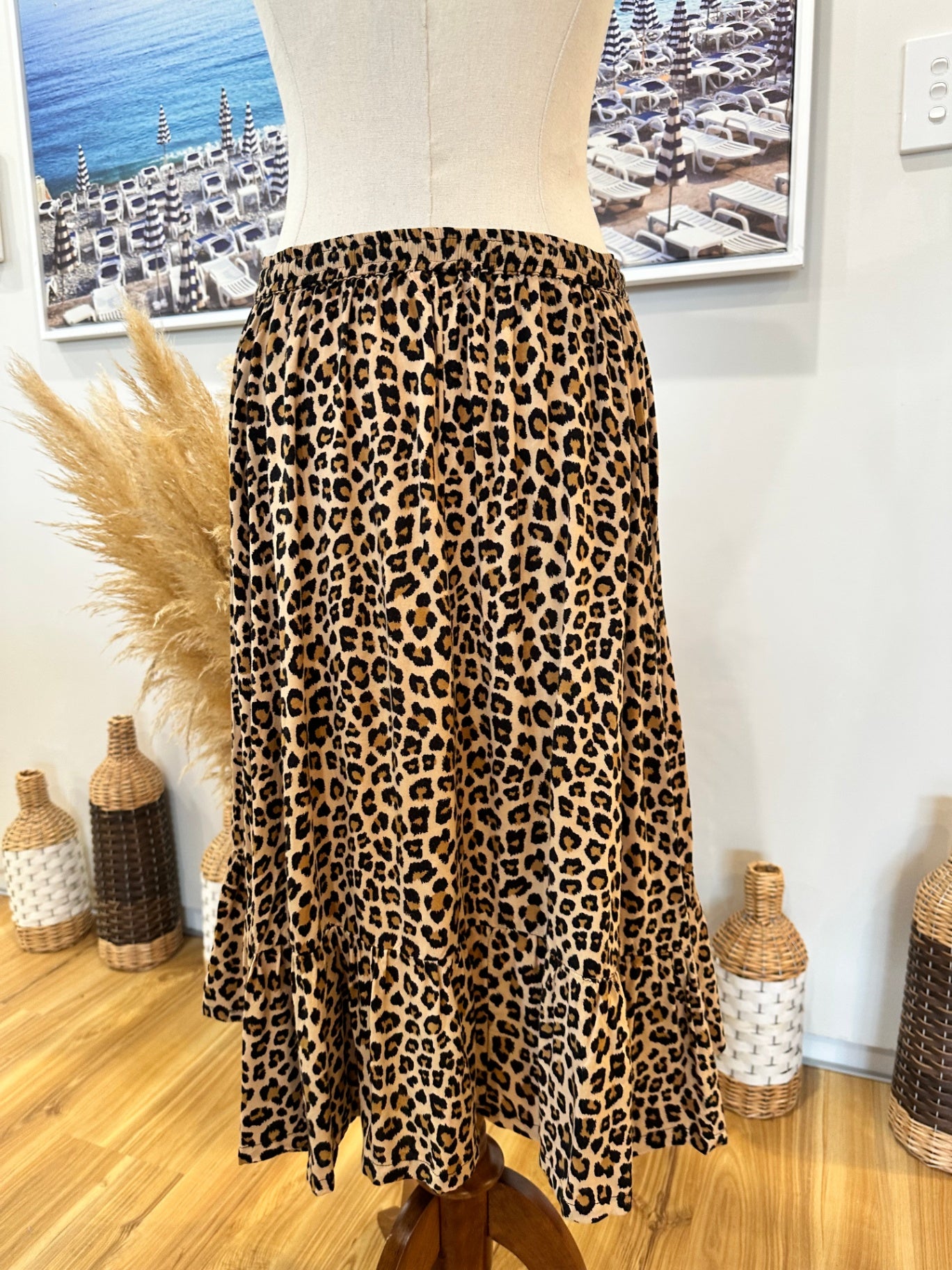 Showpo - Skirt - Size 10 - Leopard print