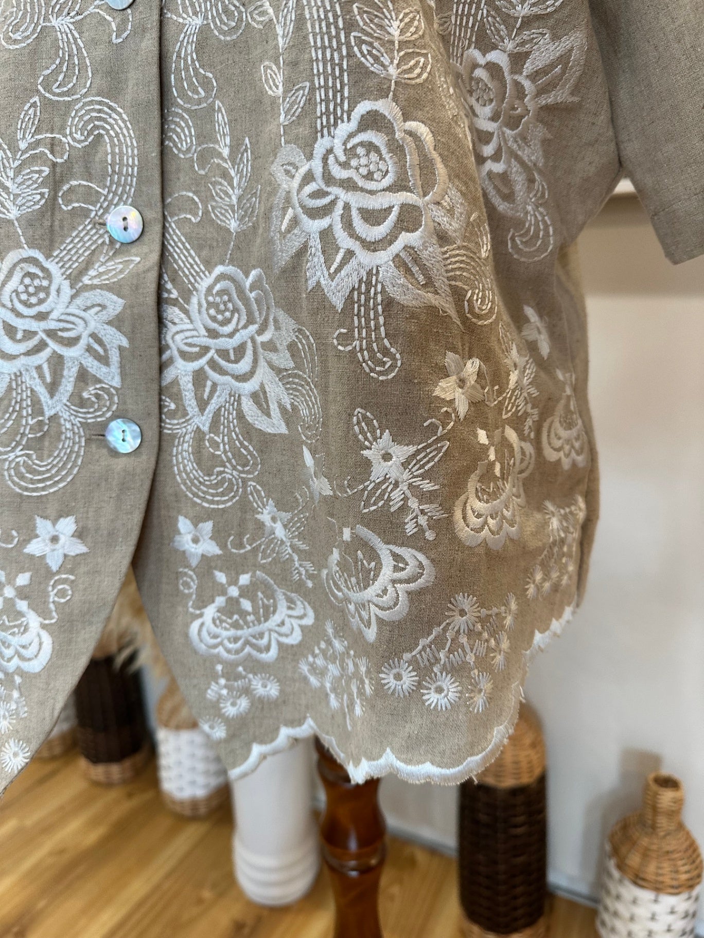 Together Blouse - Size 16 - Beige - 55% Linen + 45% Cotton