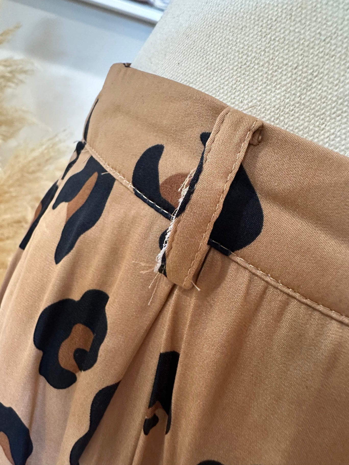 Witchery - Skirt - Size 8 - Leopard print