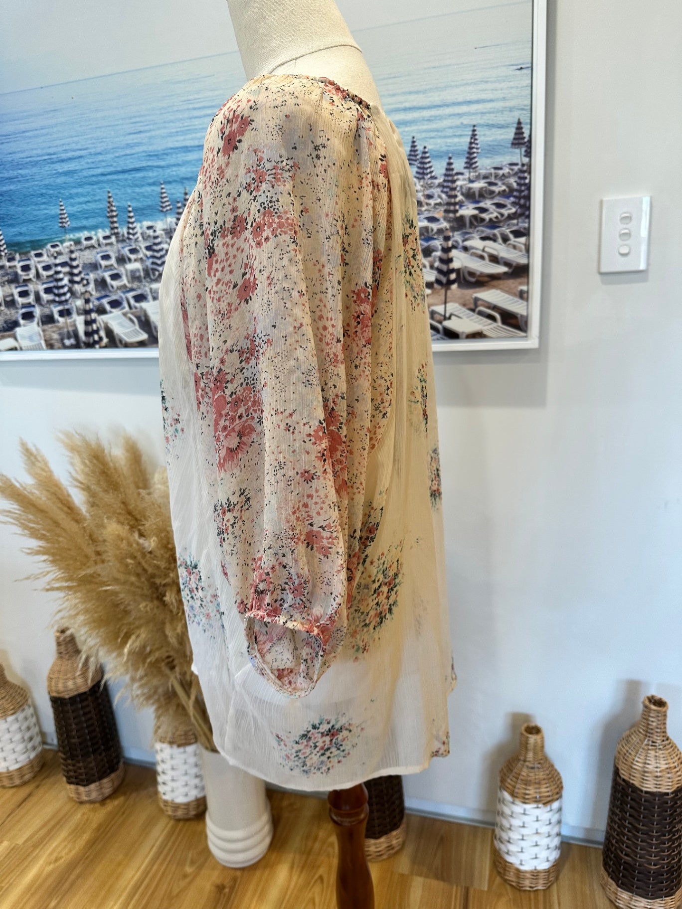 [SALE] Glassons - Bohemian Batwing Blouse - Size 8 - Cream with floral print