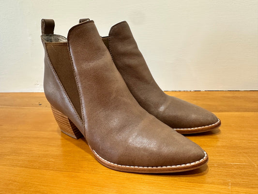 Sol Sana - Ankle Boots - Size 6.5 - Brown