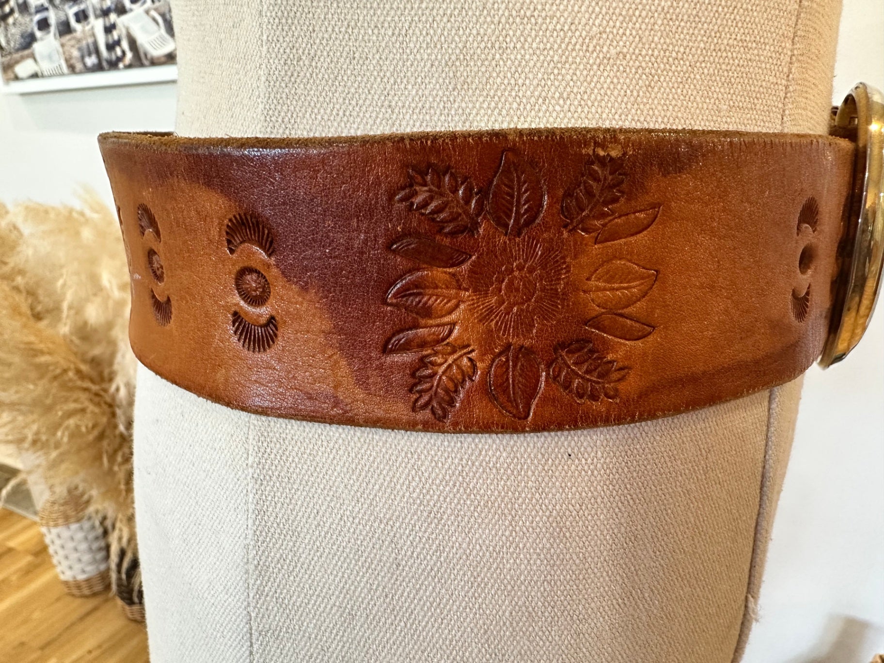 [SALE] Vintage - Leather Belt - Tan Brown w Patina