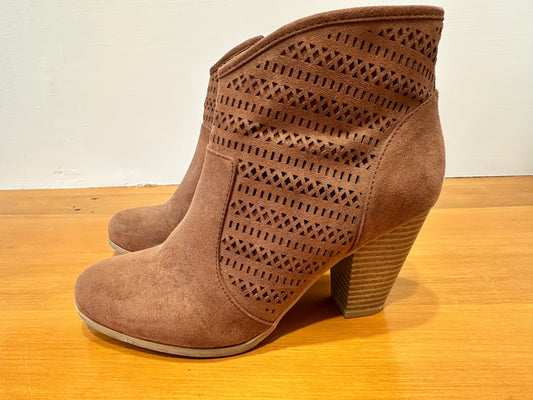 Nine West - Boots - Size 6.5 - Tan Brown