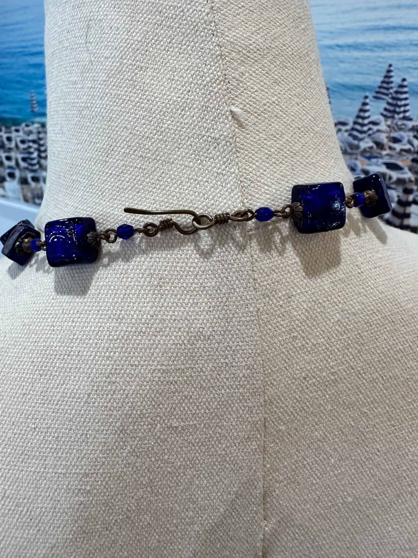 [SALE] Vintage Necklace - Blue - Glass Cubes