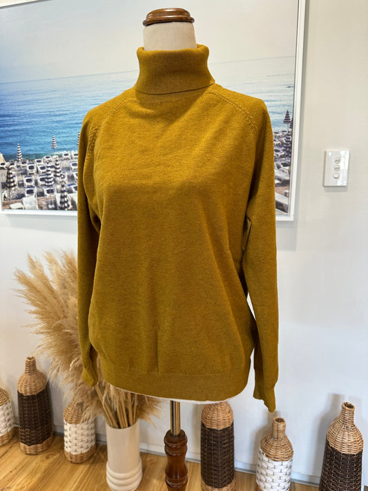 Jumper - Small / Medium - Mustard Yellow