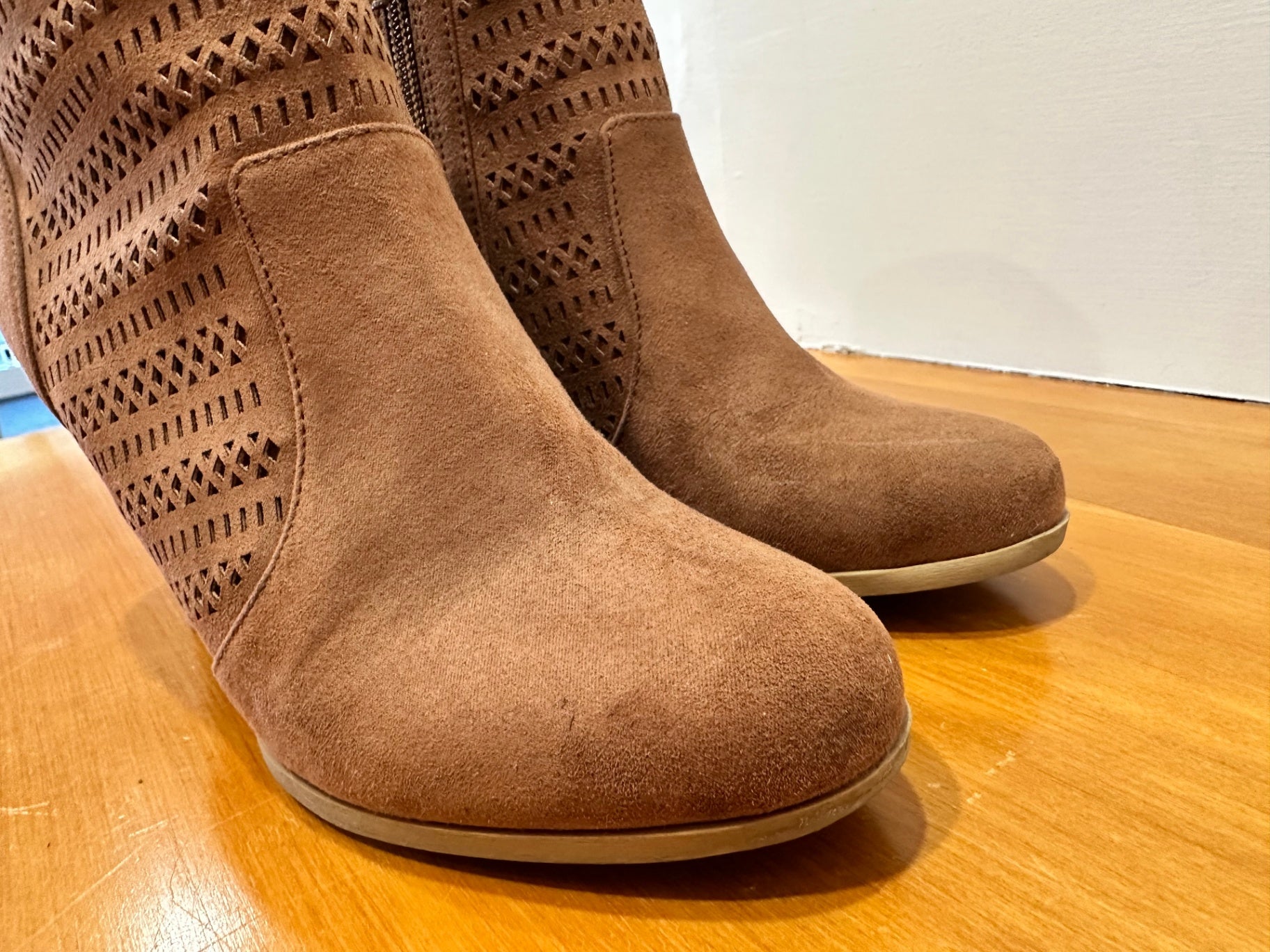 Nine West - Boots - Size 6.5 - Tan Brown