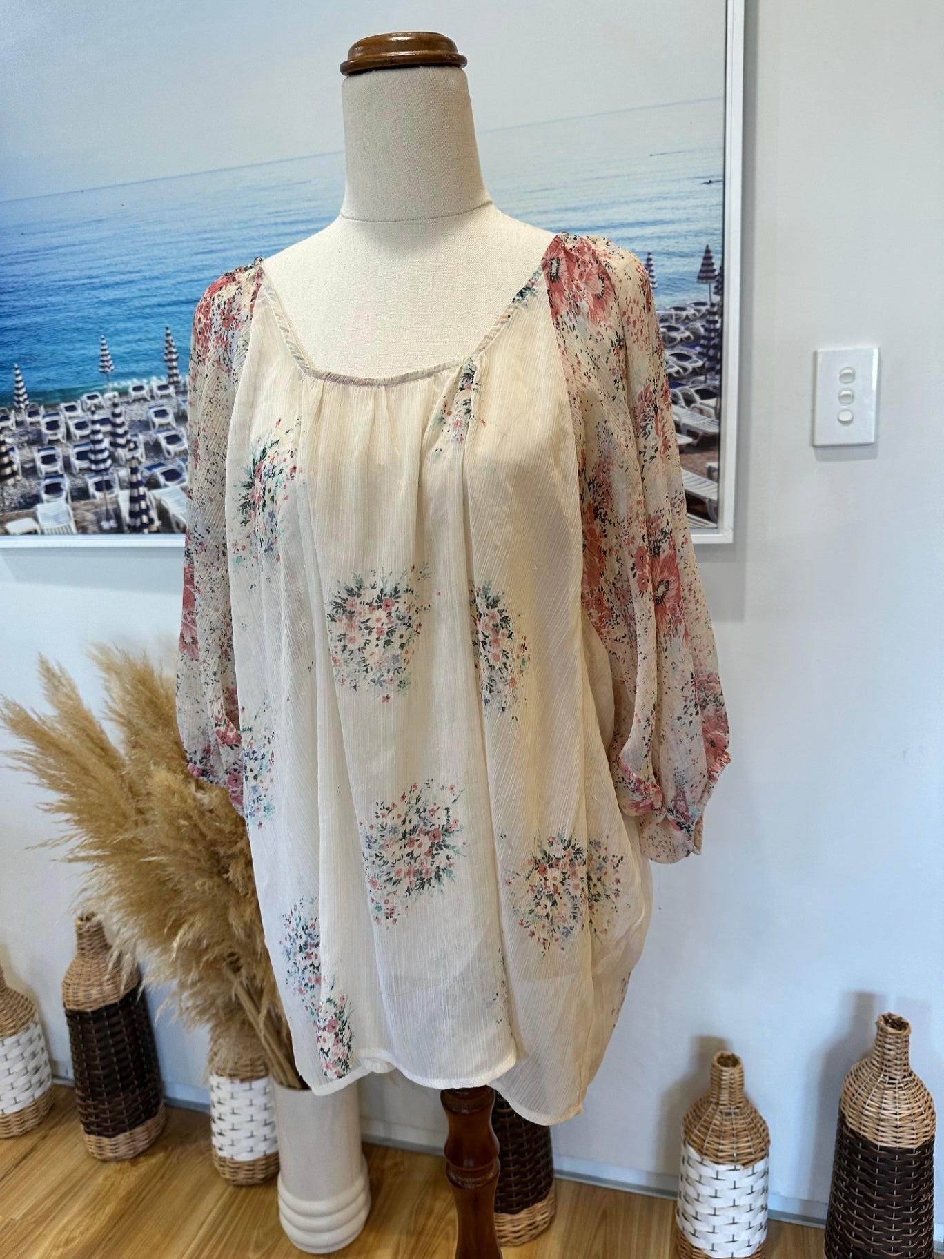 [SALE] Glassons - Bohemian Batwing Blouse - Size 8 - Cream with floral print