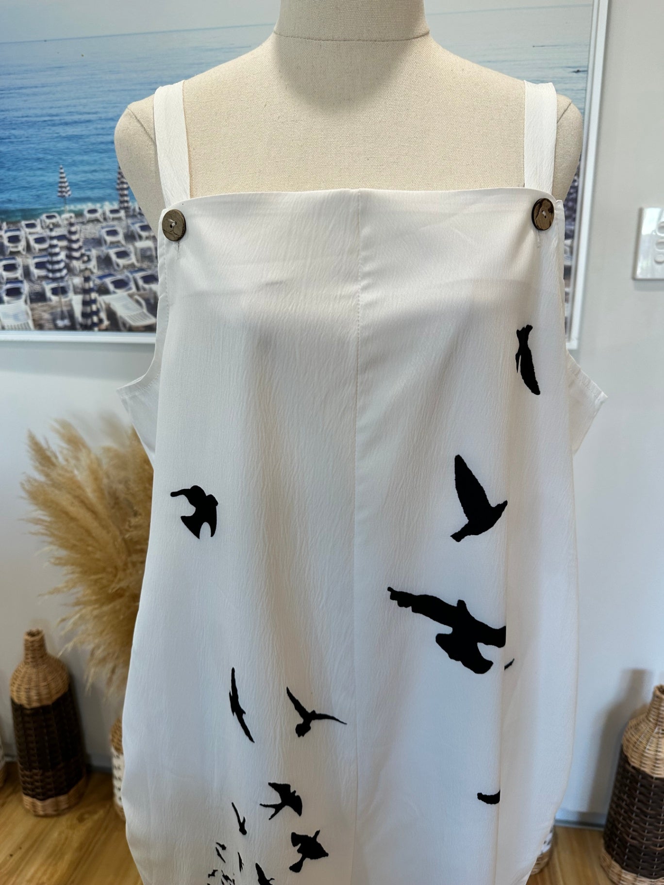 [SALE] Jumpsuit - Large - White w Feather print / feature
