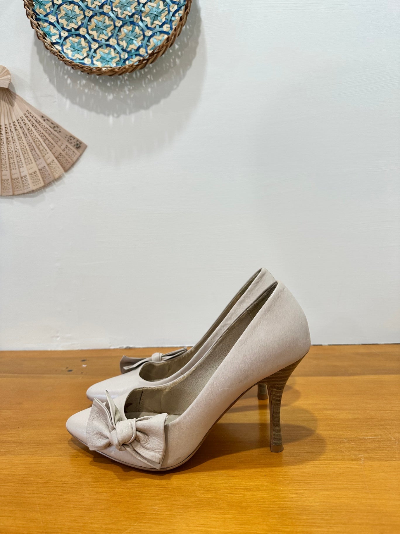 [SALE] Pulp Noir Heels - Size 36 - Nude w Bow Feature