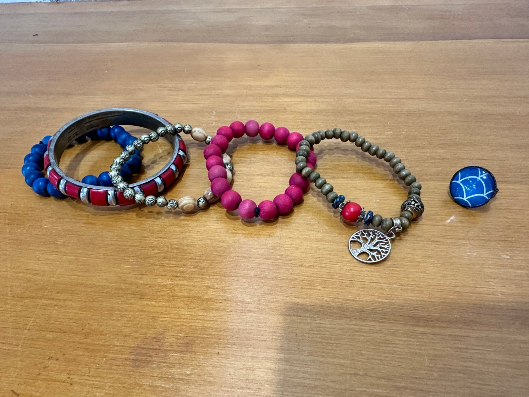 Bracelet set with cocktail ring - Red & Blues