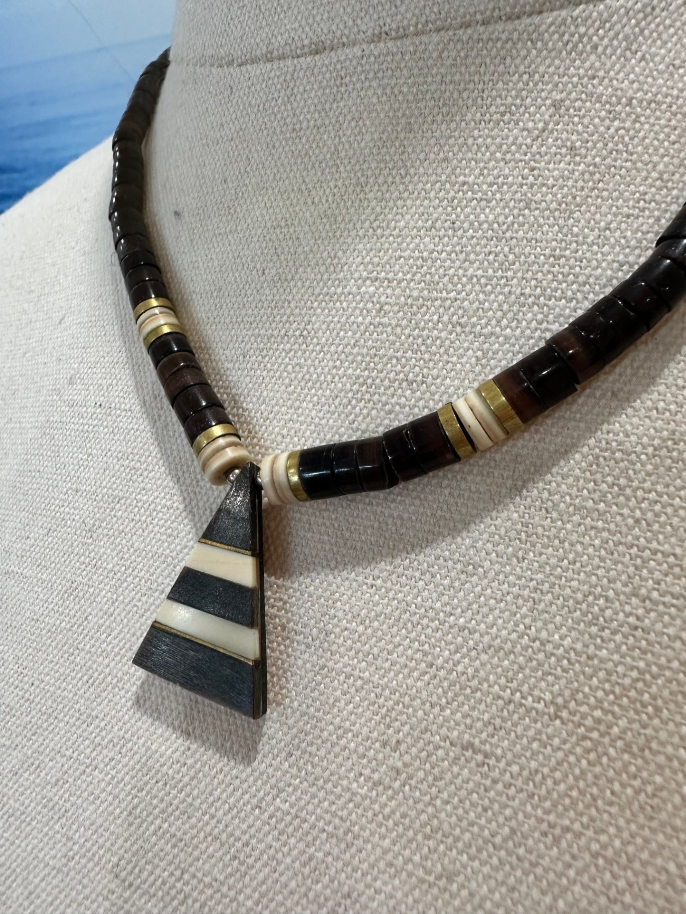 [SALE] Surf Necklace - with Triangle Pendant - Black, Beige, and Gold