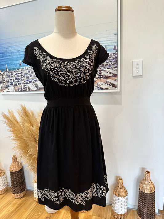 [SALE] Jeanswest - Black Boho Embroidered Dress - Size 10
