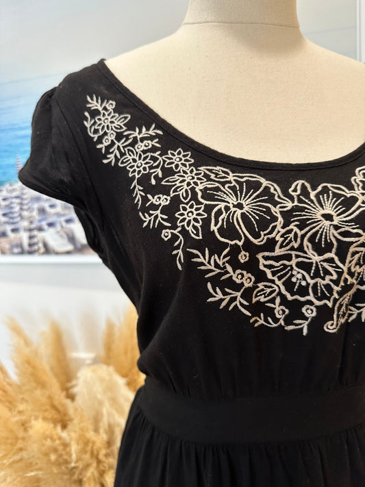 [SALE] Jeanswest - Black Boho Embroidered Dress - Size 10