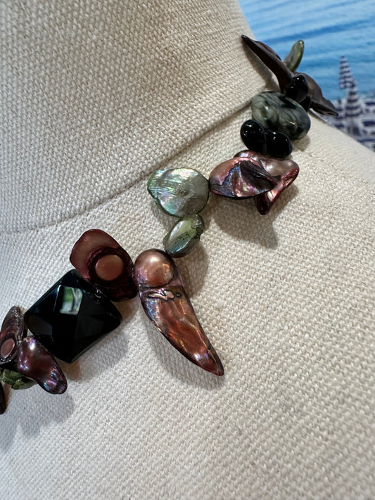 [SALE] Shell Necklace - Purple & Aqua tones