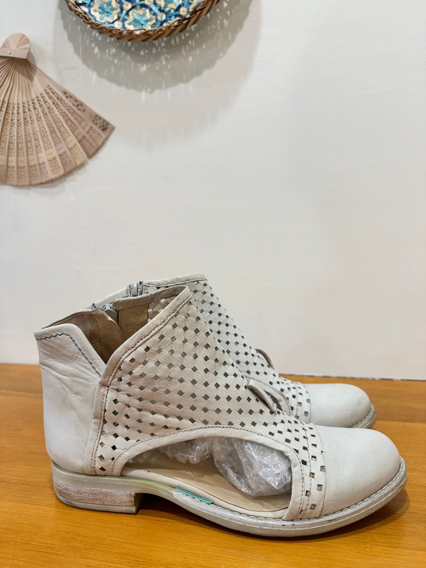 [SALE] Pinto Di Blu - Summer Ankle Boots - Size 38 - Beige