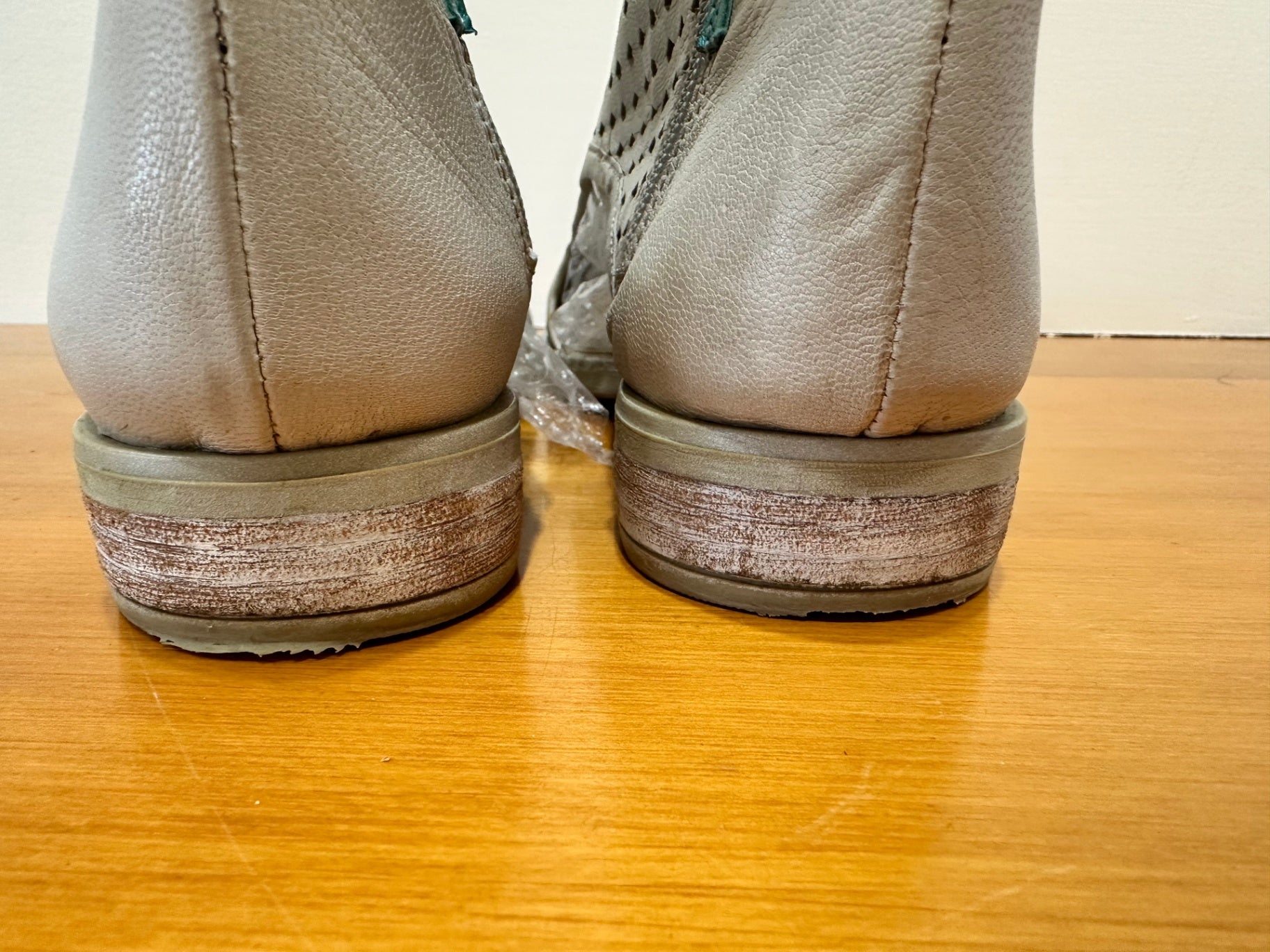 [SALE] Pinto Di Blu - Summer Ankle Boots - Size 38 - Beige