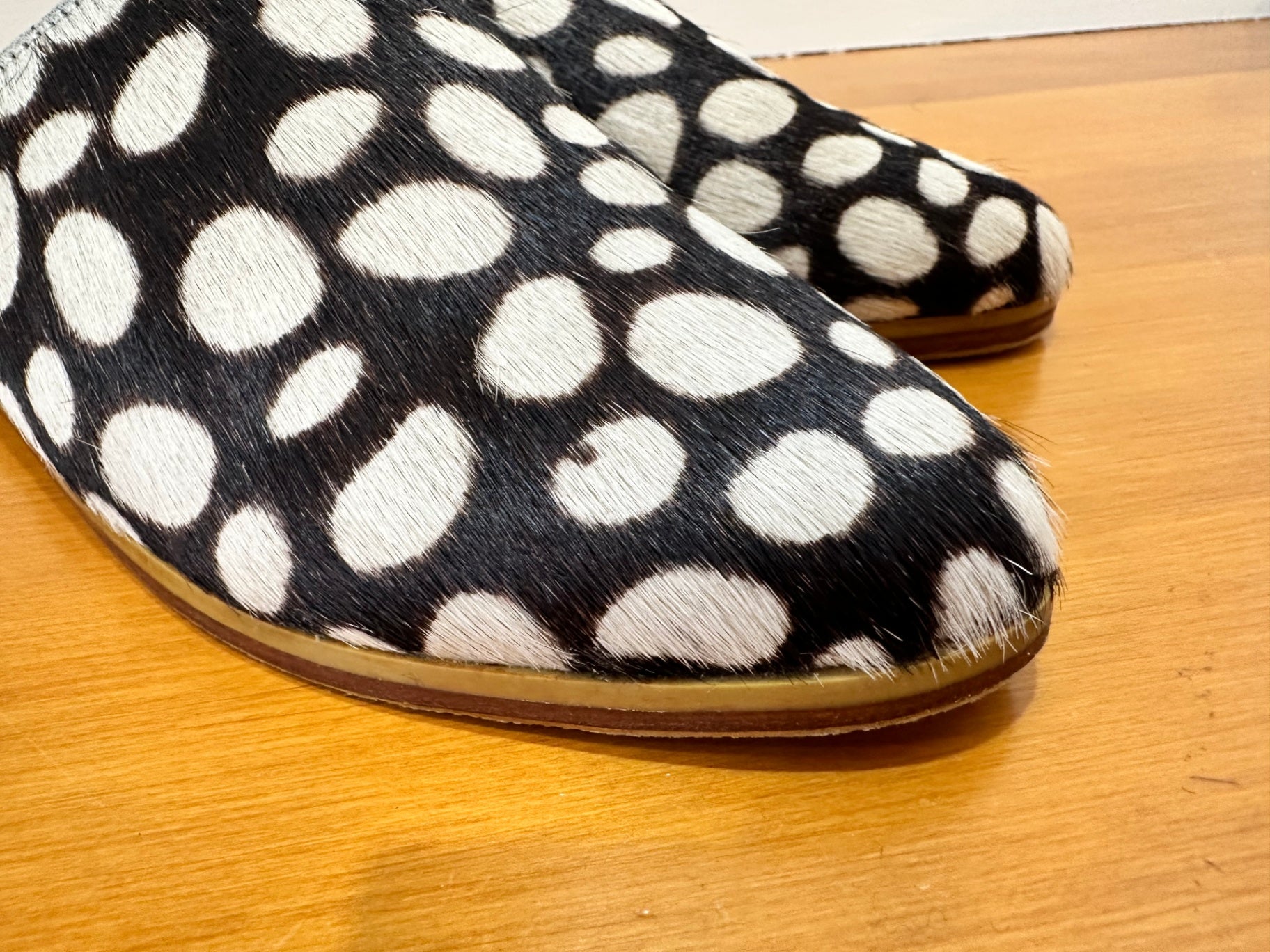 [SALE] Made in Hoi An - Slip on Shoes - Size 38 - Pony Hair