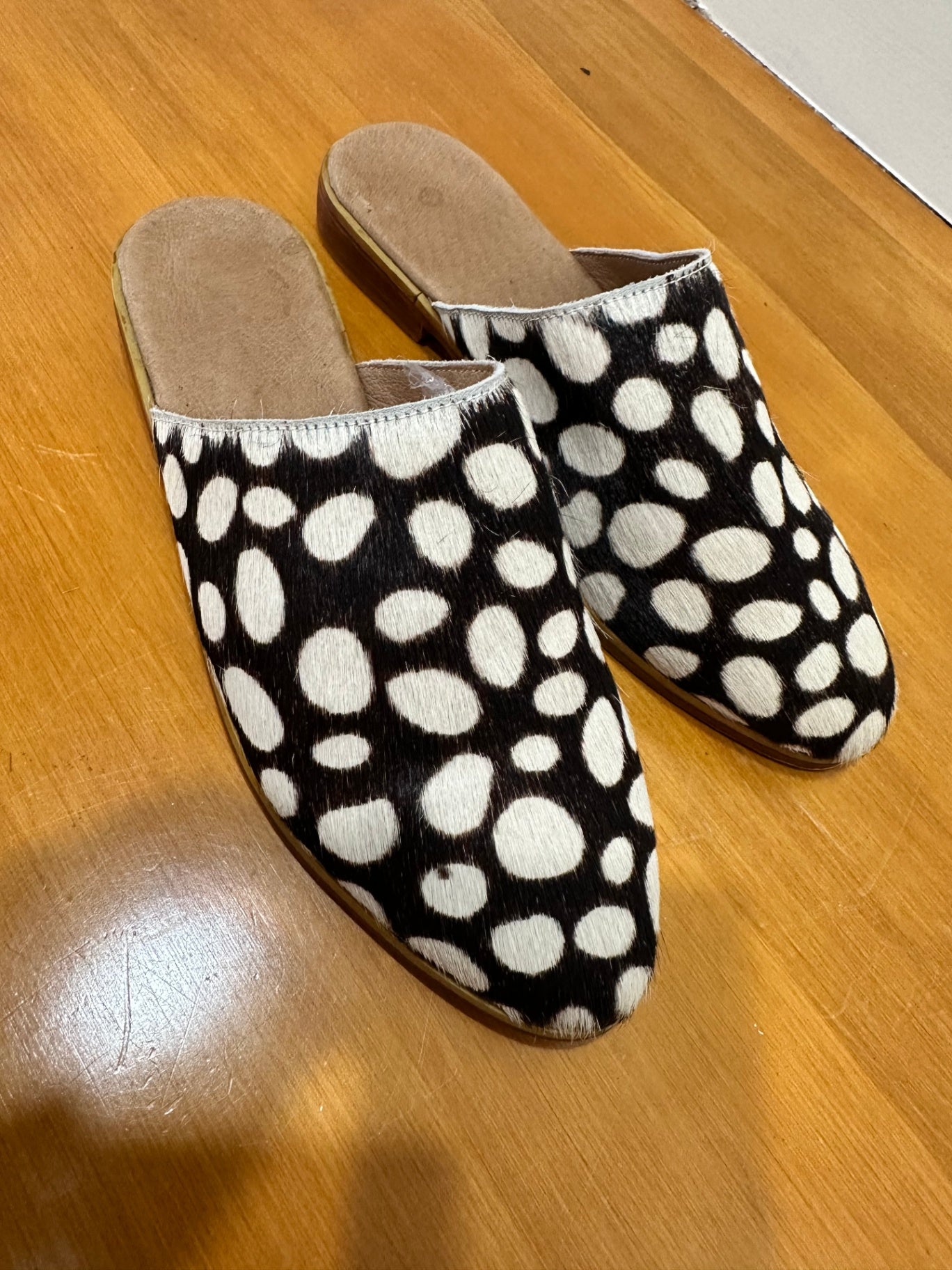 [SALE] Made in Hoi An - Slip on Shoes - Size 38 - Pony Hair
