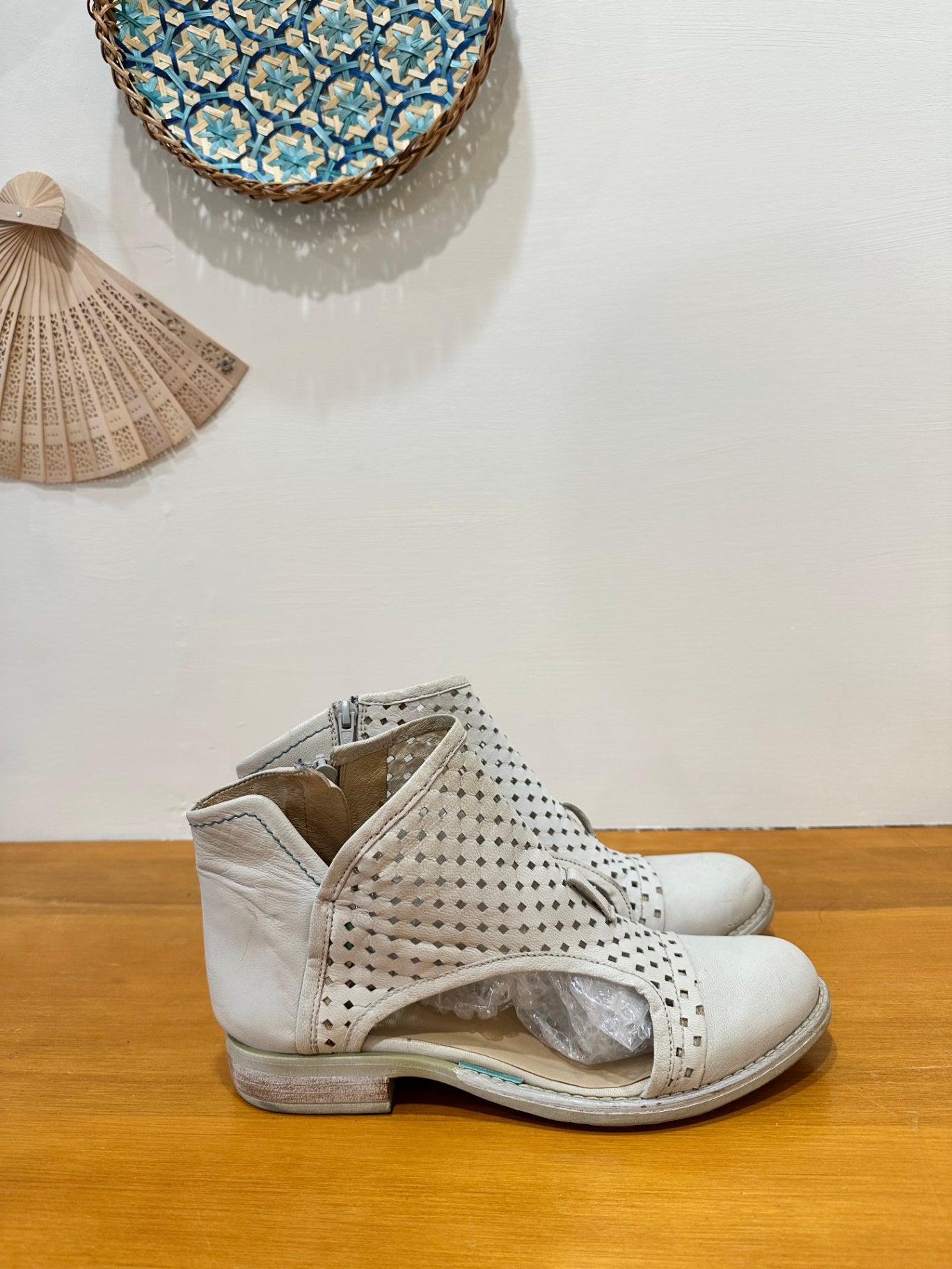 [SALE] Pinto Di Blu - Summer Ankle Boots - Size 38 - Beige