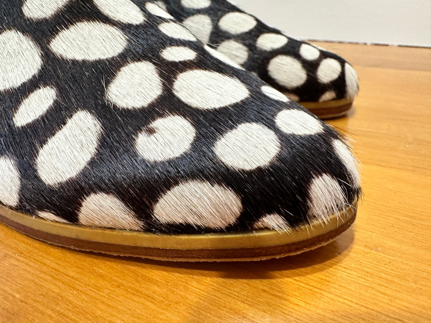 [SALE] Made in Hoi An - Slip on Shoes - Size 38 - Pony Hair