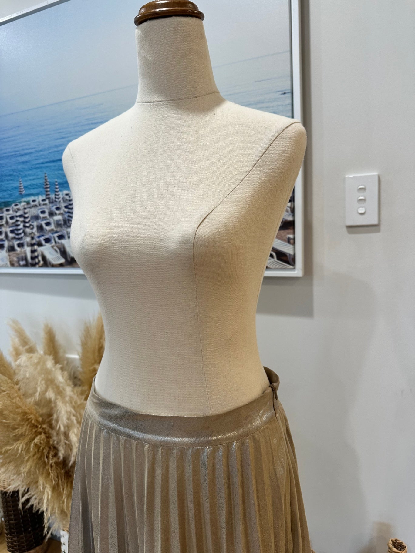 Zara - Pleated Skirt - Gold - Size Small