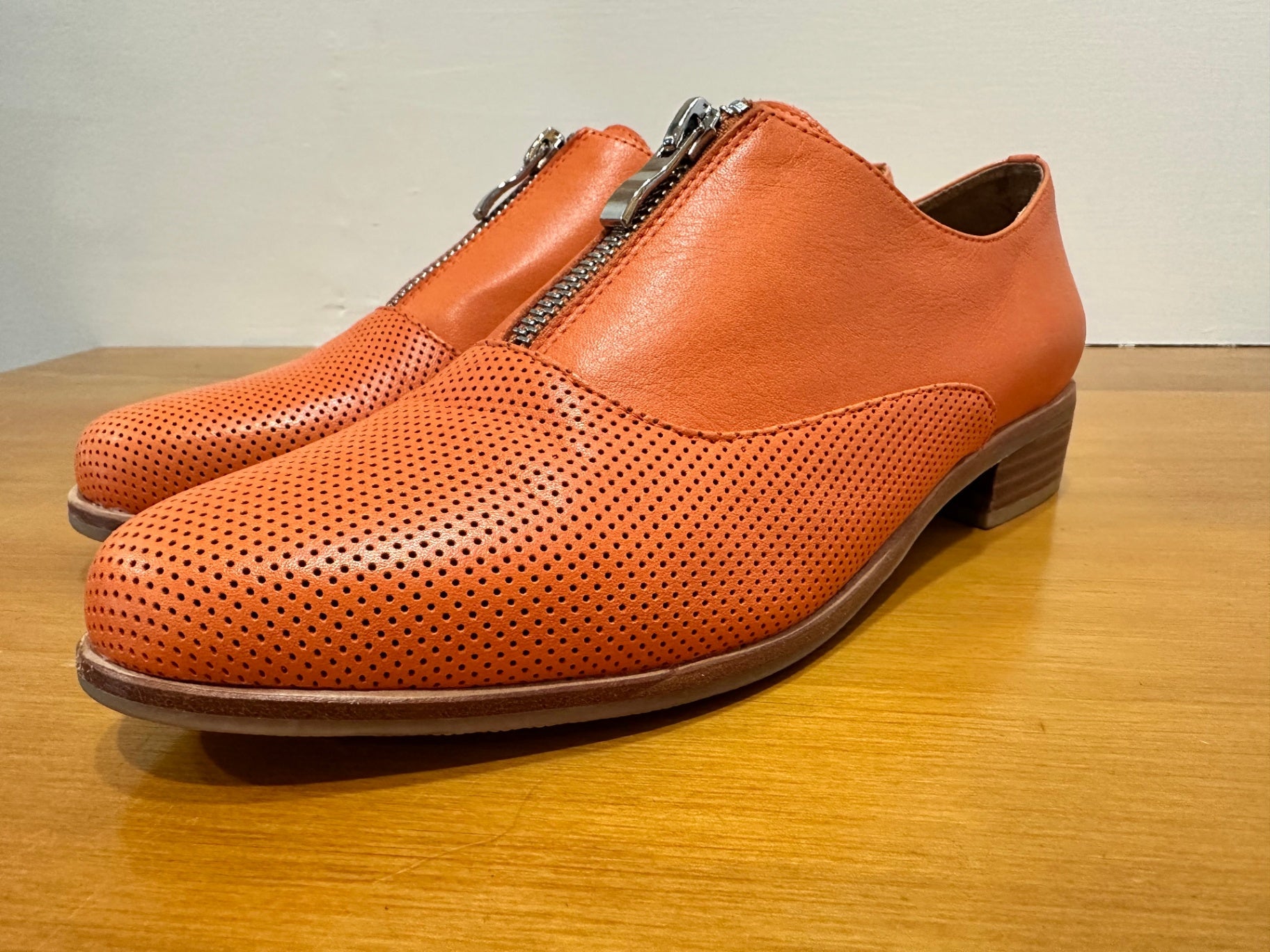 [SALE] Isabella Anselmi - Shoes - Size 39 - Orange