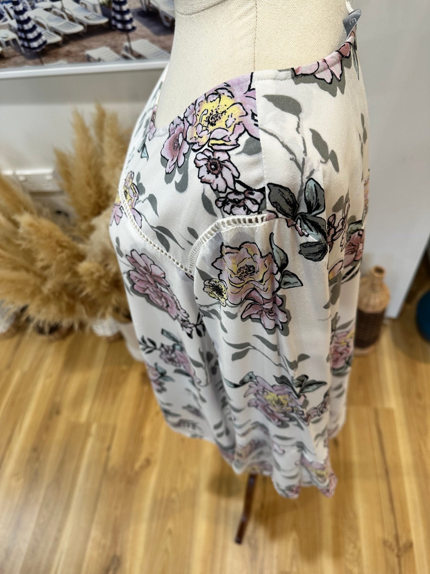 [SALE] Katies - Bohemian Blouse - Size 20 - White with pink, yellow, and black floral pattern