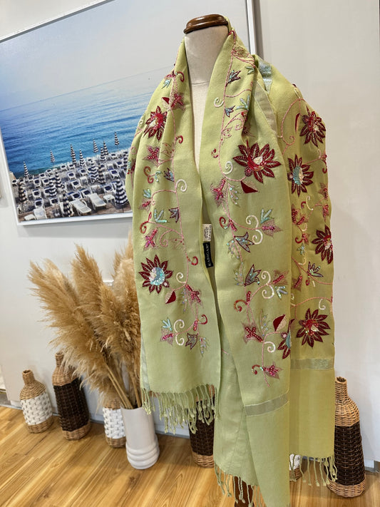 [SALE] Pale green scarf with pink sequins - 100% wool