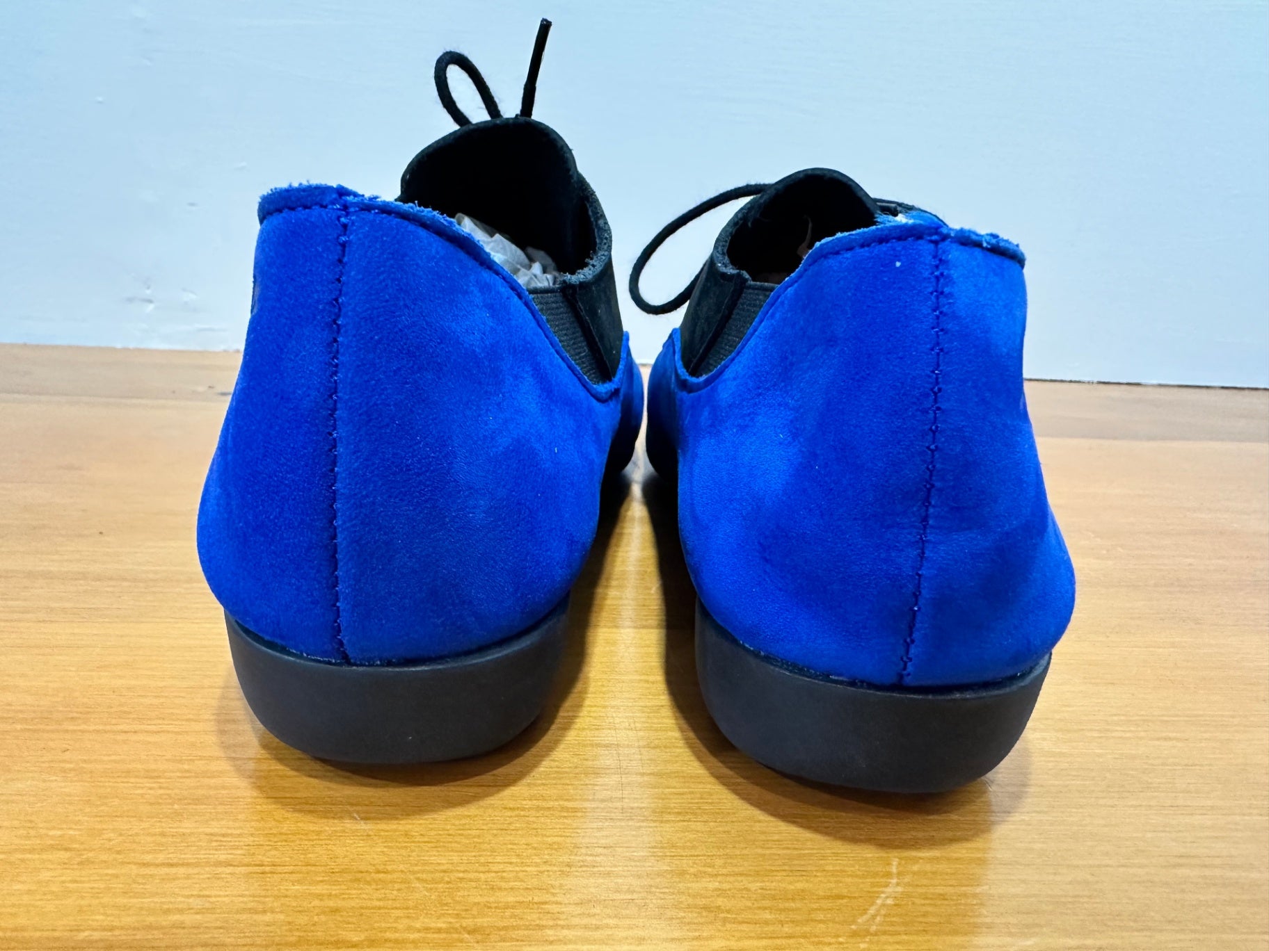 [SALE] Hirica - Blue Suede Shoes - Size 39 Blue and Black