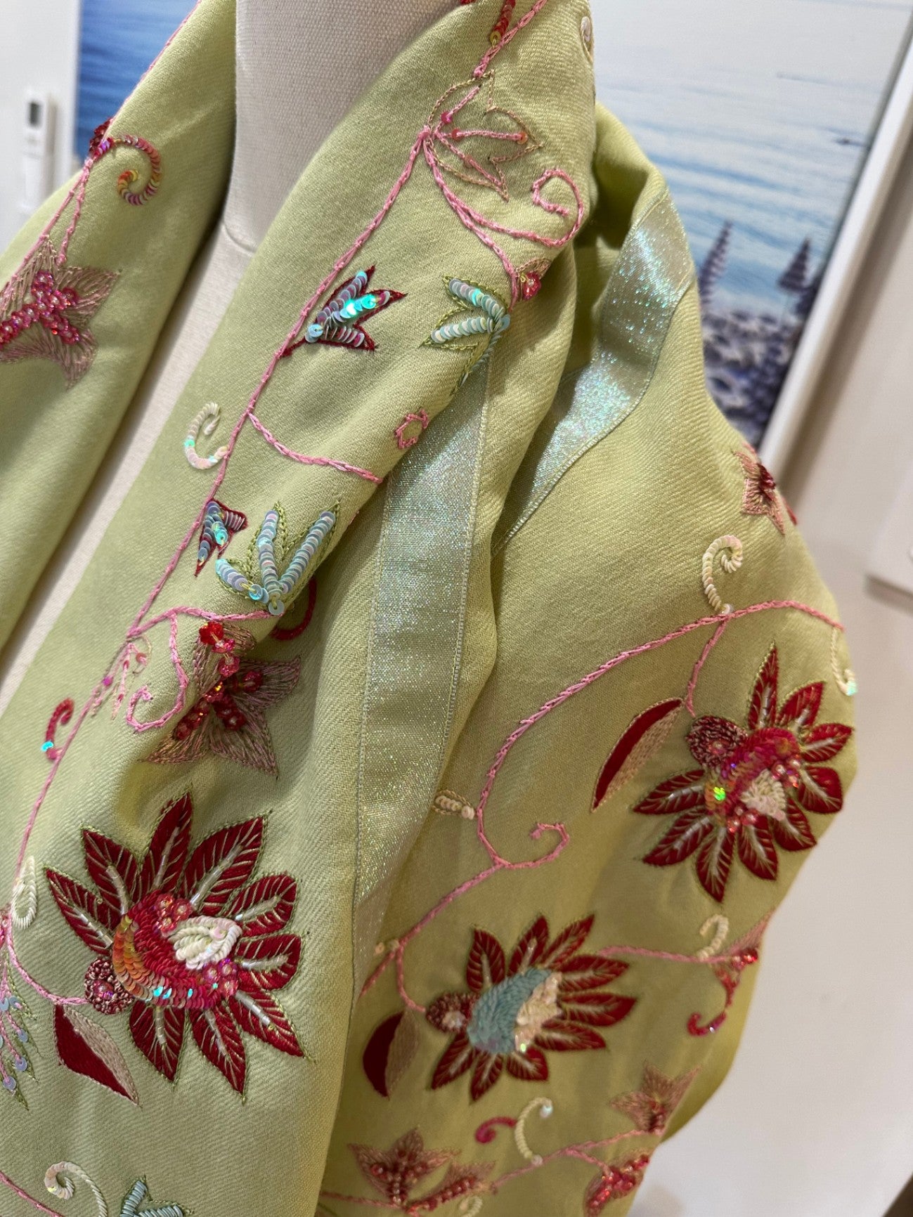 [SALE] Pale green scarf with pink sequins - 100% wool