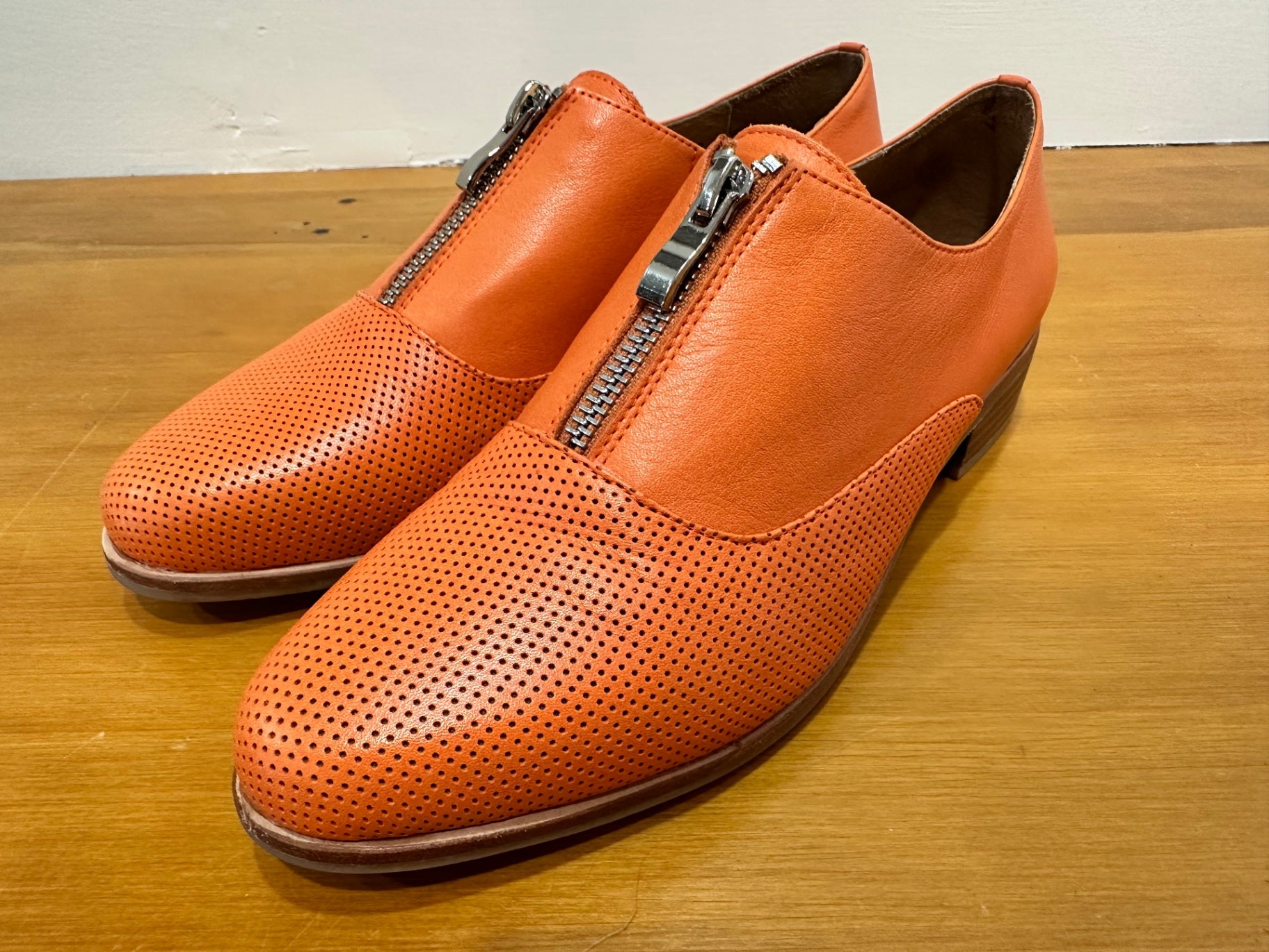 [SALE] Isabella Anselmi - Shoes - Size 39 - Orange