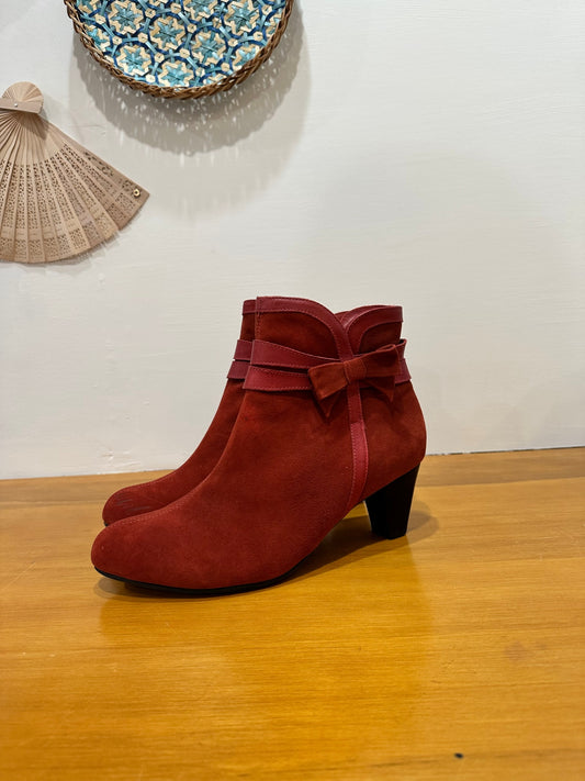 Red Suede Boots - Kumfs - Size 40.5