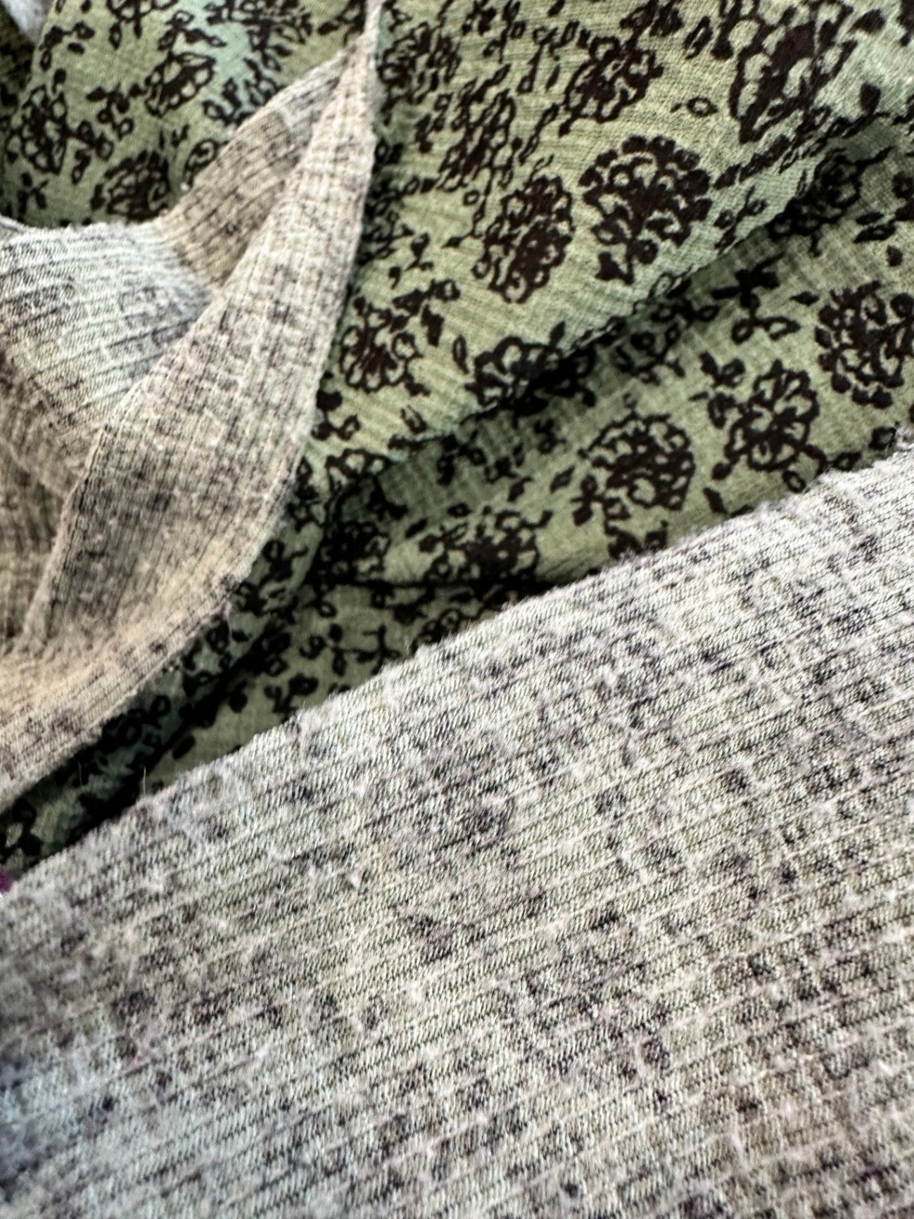 Zara - Maxi Dress - Medium - Green with black floral pattern [some pilling]