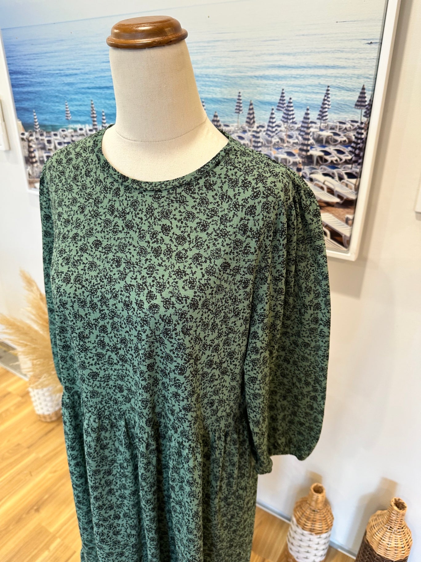 Zara - Maxi Dress - Medium - Green with black floral pattern [some pilling]