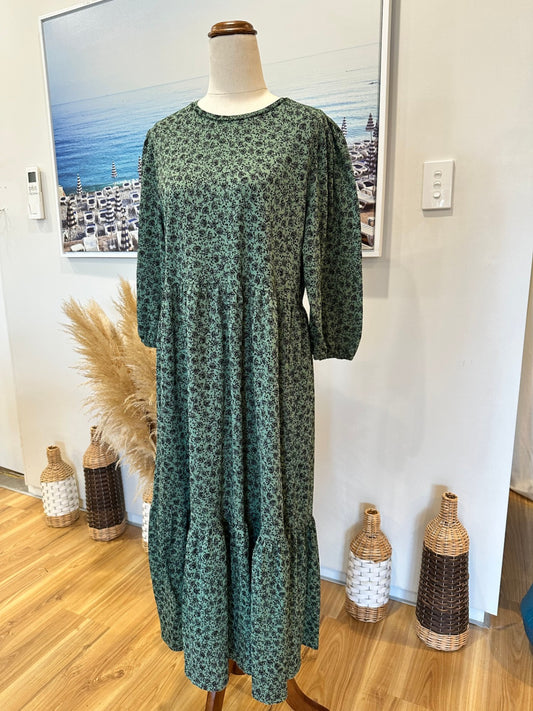 Zara - Maxi Dress - Medium - Green with black floral pattern [some pilling]